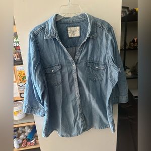 Women’s 2x essential denim shirt